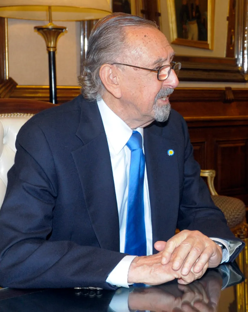 Porträt von César Pelli (1926–2019) – Gedenkseite