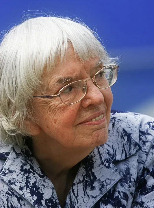 Porträt von Ljudmila Michailowna Alexejewa (1927–2018) – Gedenkseite