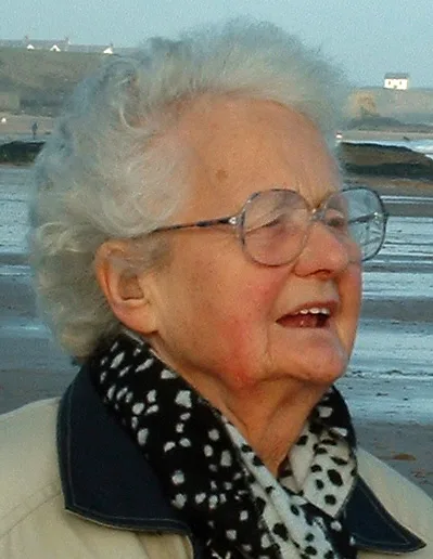 Portrait of Mary Midgley (1919–2018) – memorial page