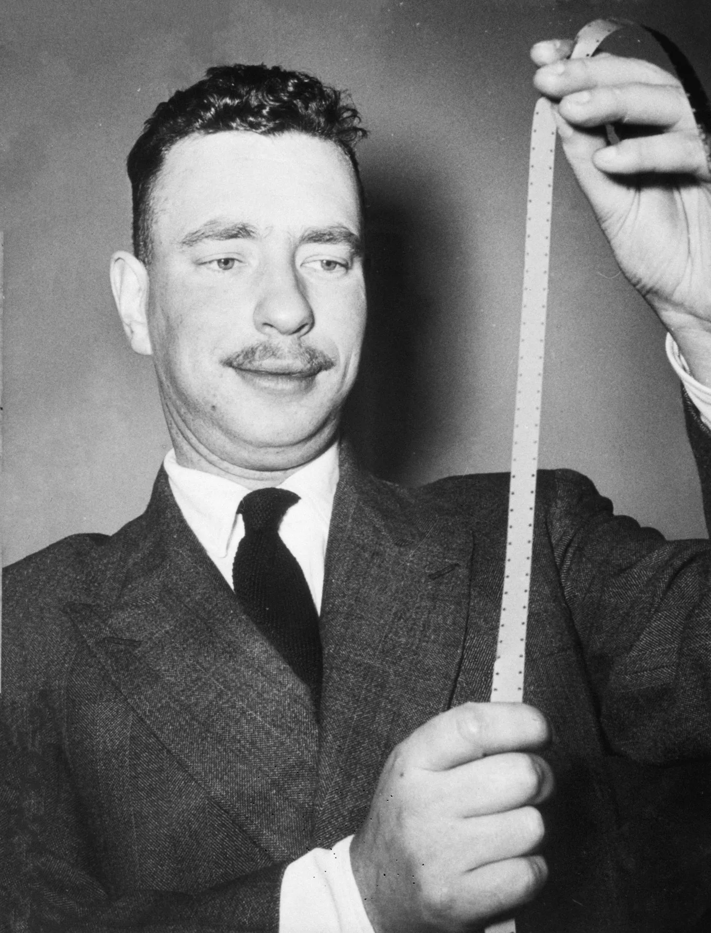 Porträt von Alexandre Astruc (1923–2016) – Gedenkseite