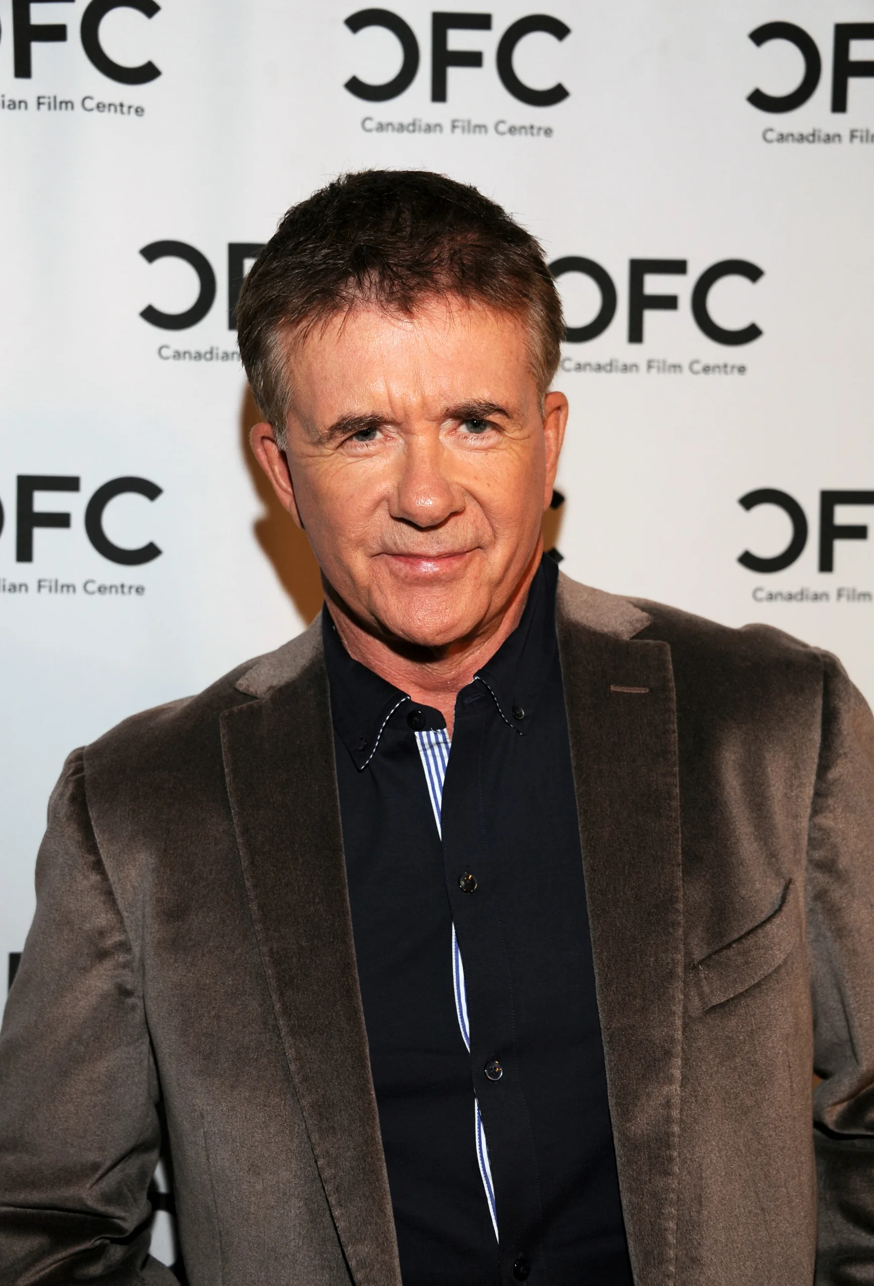 Portrait of Alan Thicke (1947–2016) – memorial page