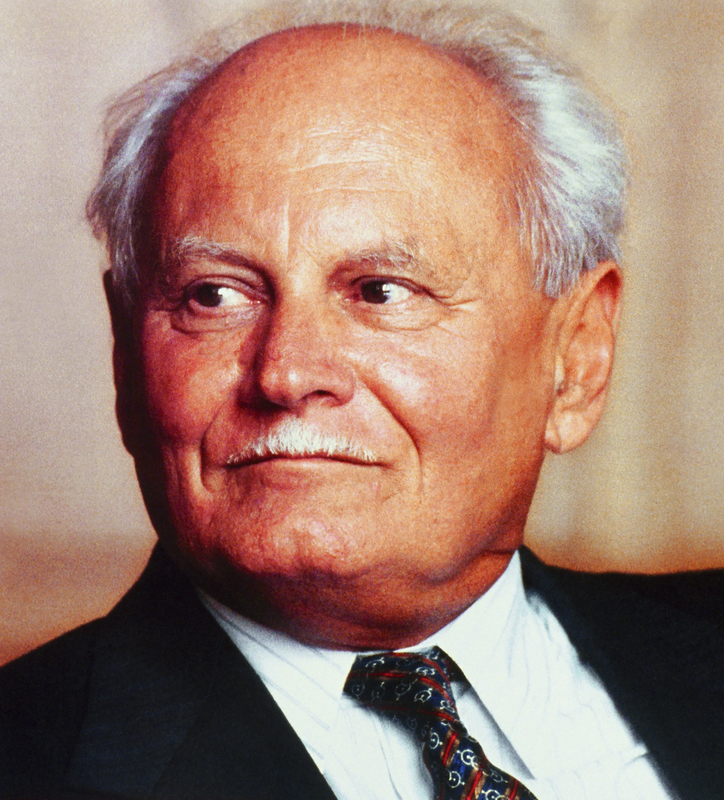 Portrait of Árpád Göncz (1922–2015) – memorial page