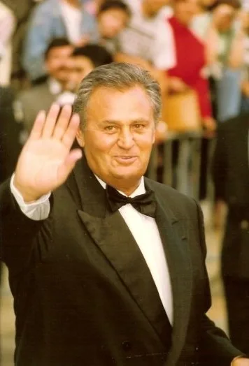 Porträt von Roger Hanin (1925–2015) – Gedenkseite