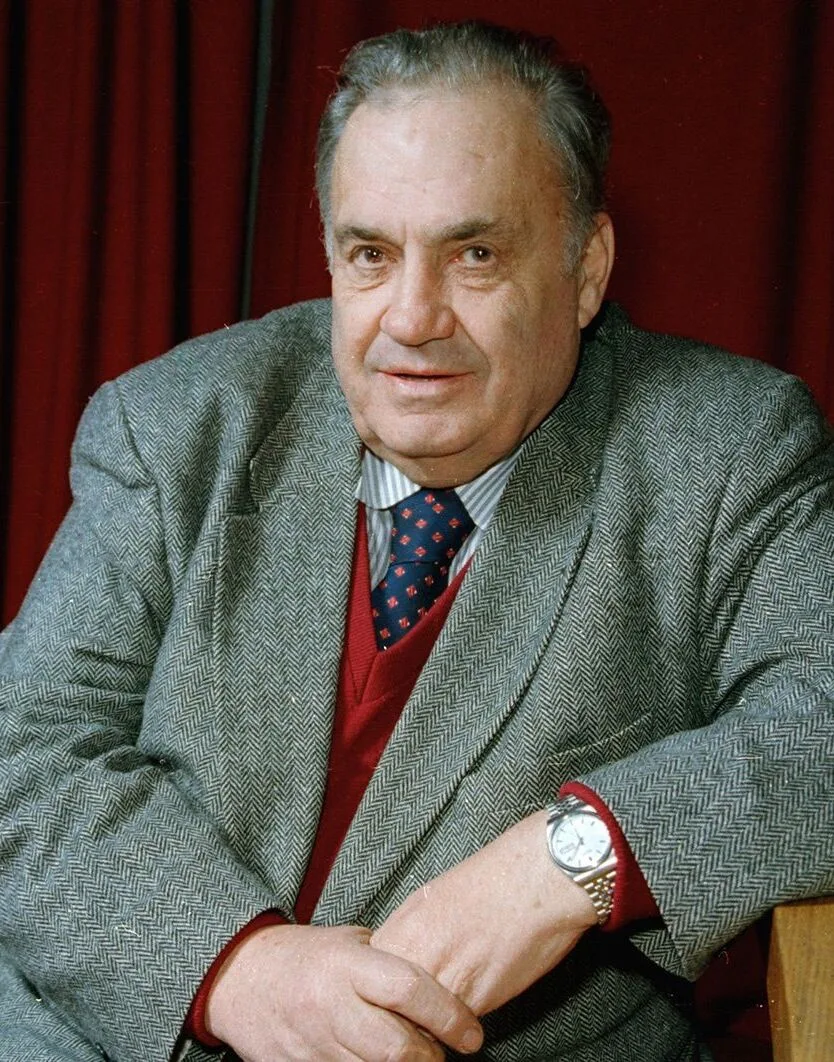 Porträt von Eldar Alexandrowitsch Rjasanow (1927–2015) – Gedenkseite