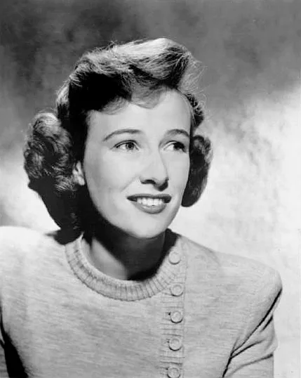 Portrait of Phyllis Thaxter (1919–2012) – memorial page