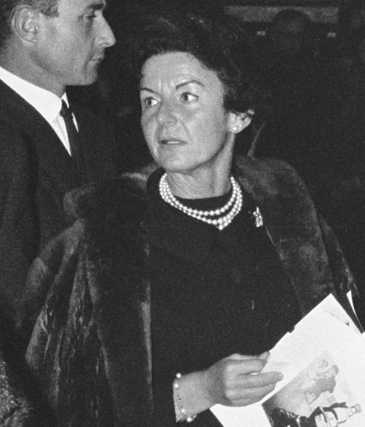 Prinzessin Antoinette, Baronin zu Massy