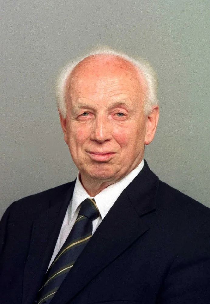 Portrait of Ferenc Mádl (1931–2011) – memorial page