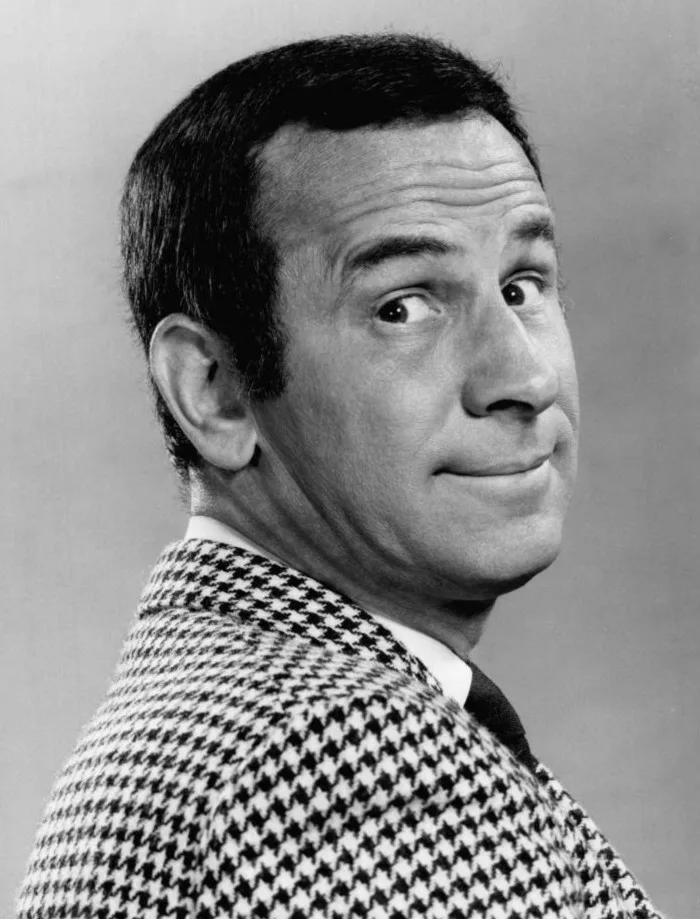 Porträt von Don Adams (1923–2005) – Gedenkseite
