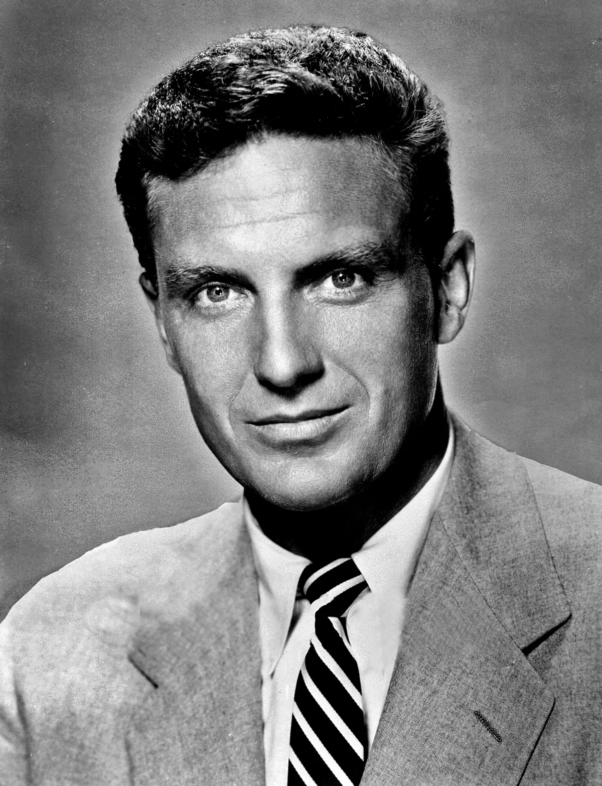 Porträt von Robert Stack (1919–2003) – Gedenkseite