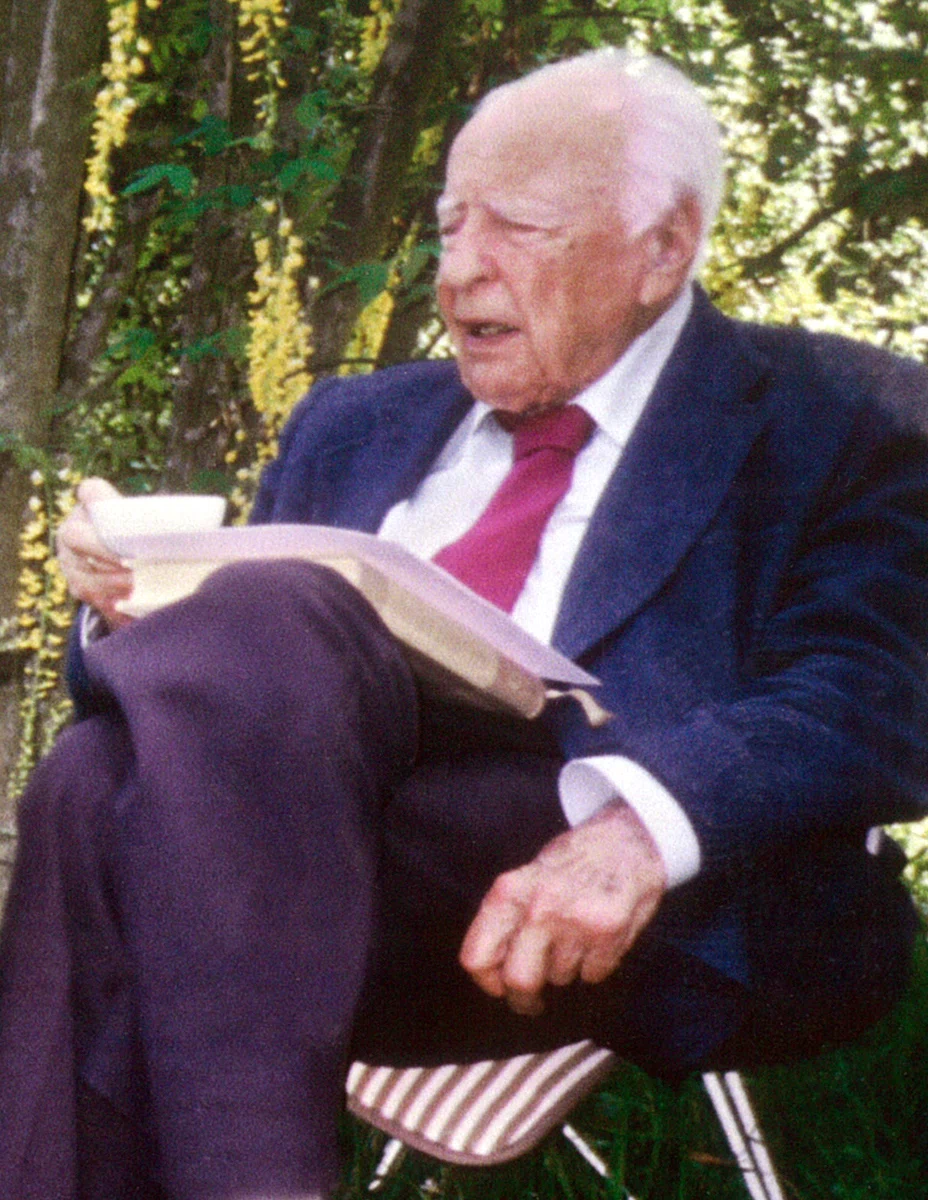 Portrait of Hans-Georg Gadamer (1900–2002) – memorial page