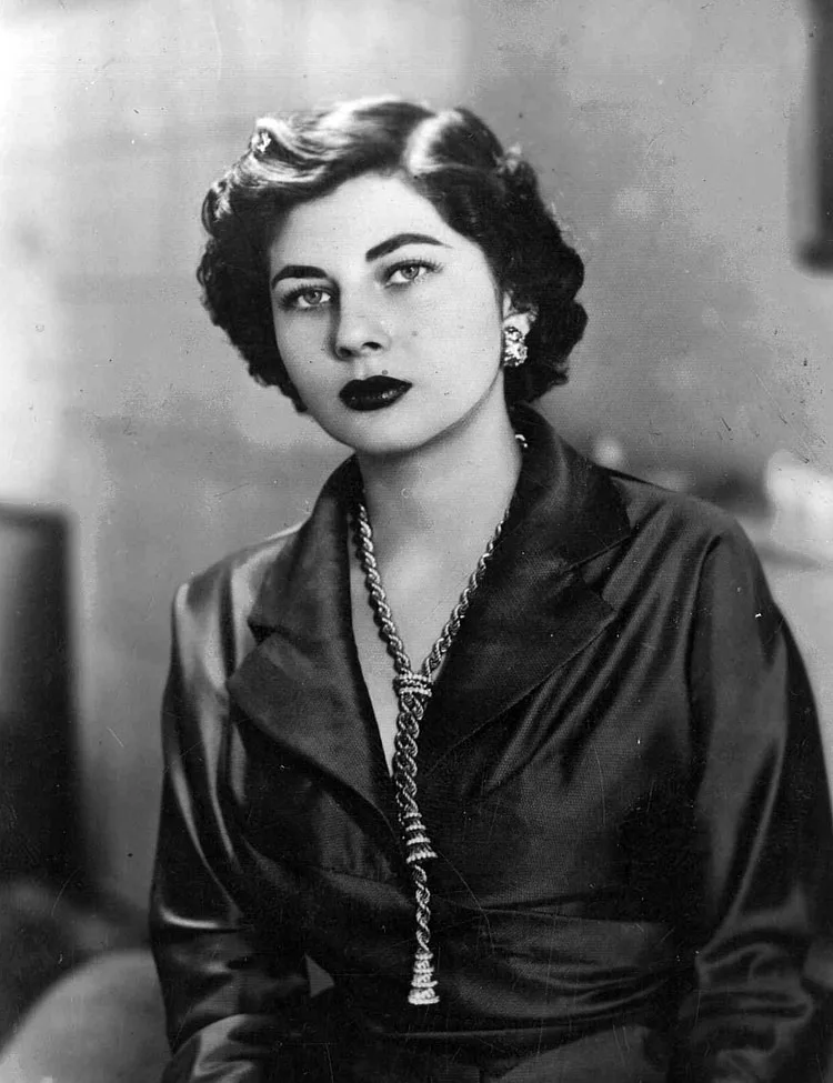 Porträt von Prinzessin Soraya Esfandiary Bakhtiary (1932–2001) – Gedenkseite
