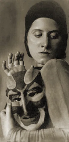Portrait of Hilde Holger (1905–2001) – memorial page