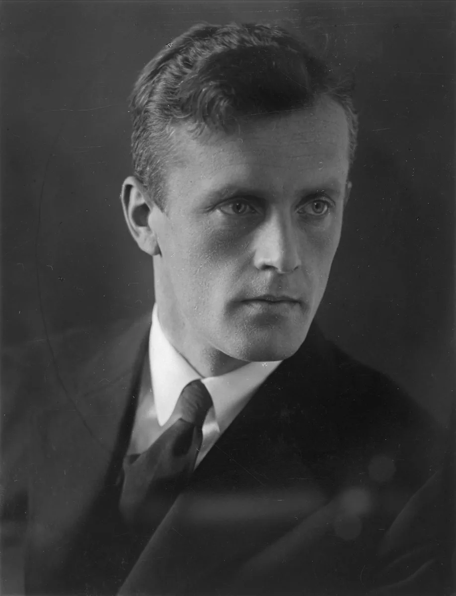 Portrait of Helge Ingstad (1899–2001) – memorial page
