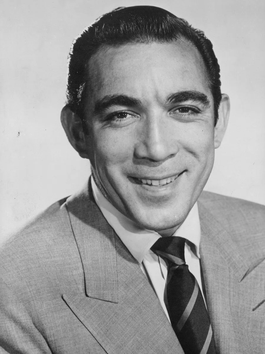 Porträt von Anthony Quinn (1915–2001) – Gedenkseite
