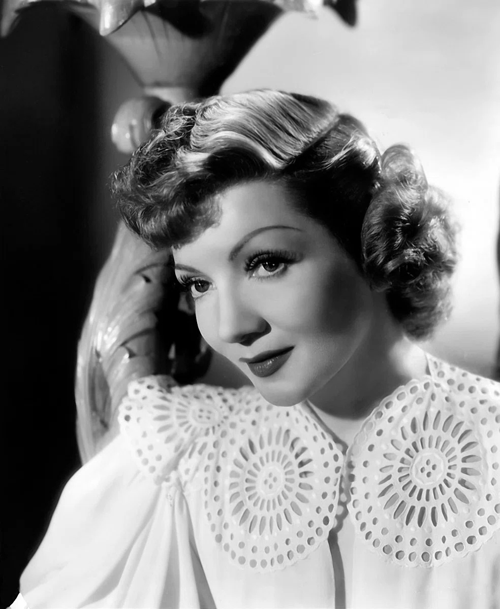 Porträt von Claudette Colbert (1903–1996) – Gedenkseite