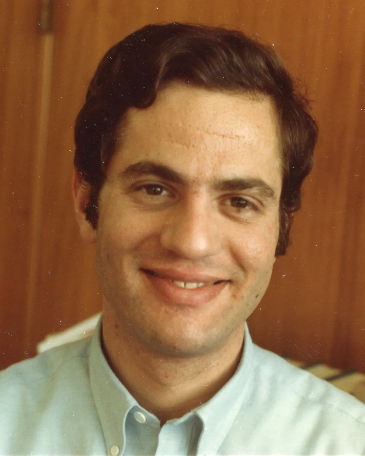 Porträt von Robert V. Kohn (1953–2026) – Gedenkseite