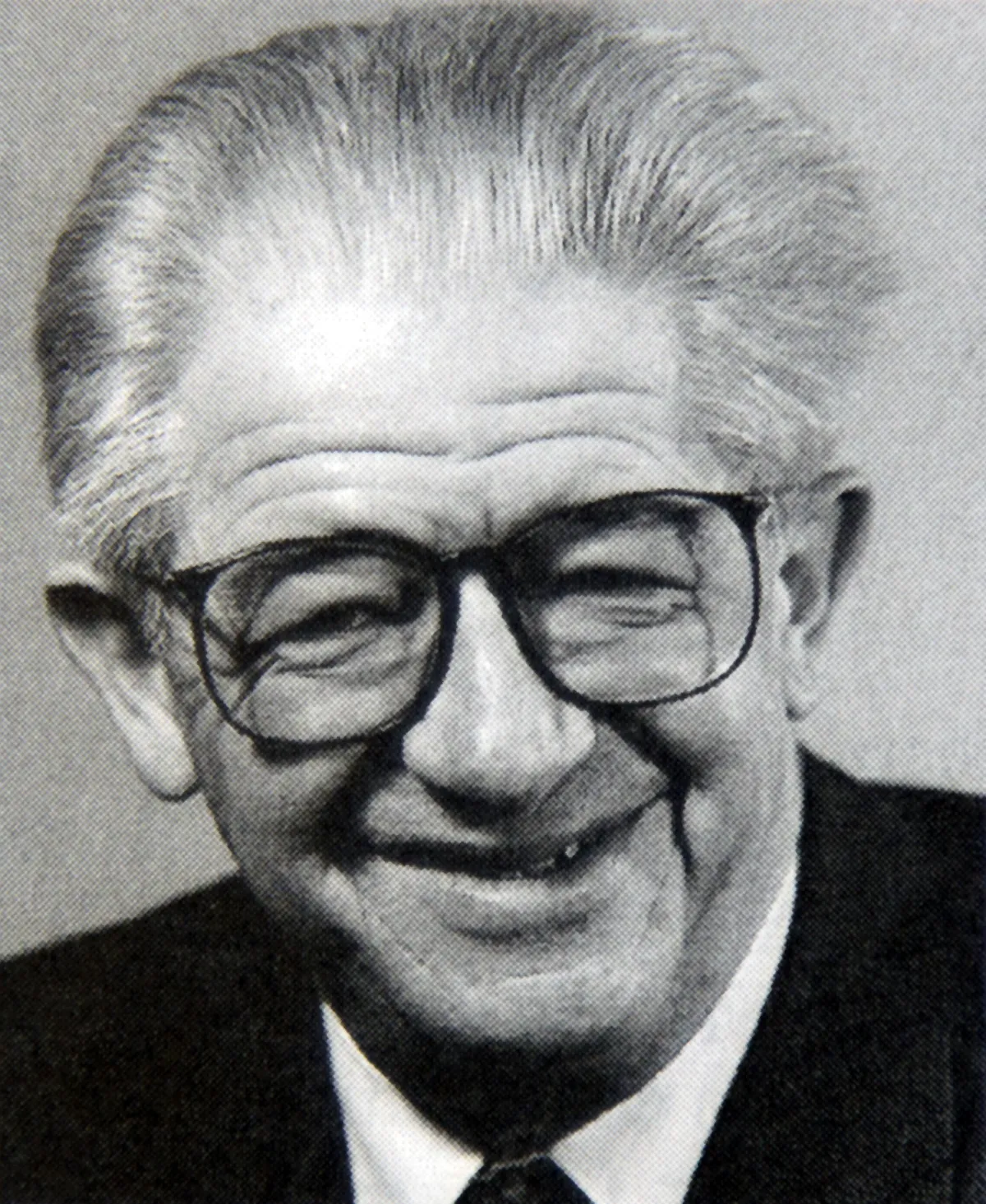 Portrait of Willy Loretan (1934–2026) – memorial page
