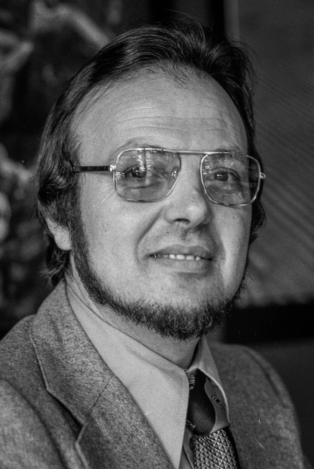 Porträt von Armand Abécassis (1933–2026) – Gedenkseite