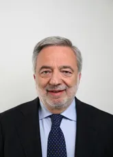 Porträt von Luigi Nicolais (1942–2026) – Gedenkseite