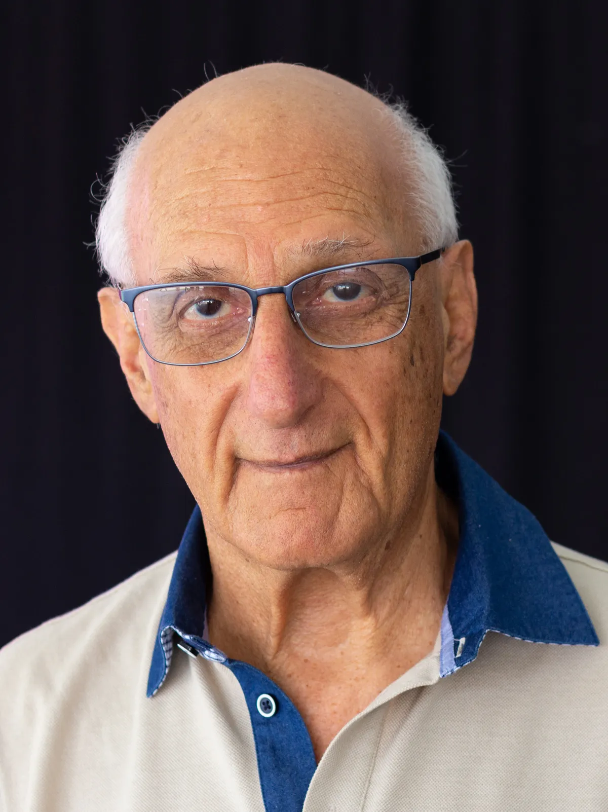 Portrait of David Malouf (1934–2026) – memorial page