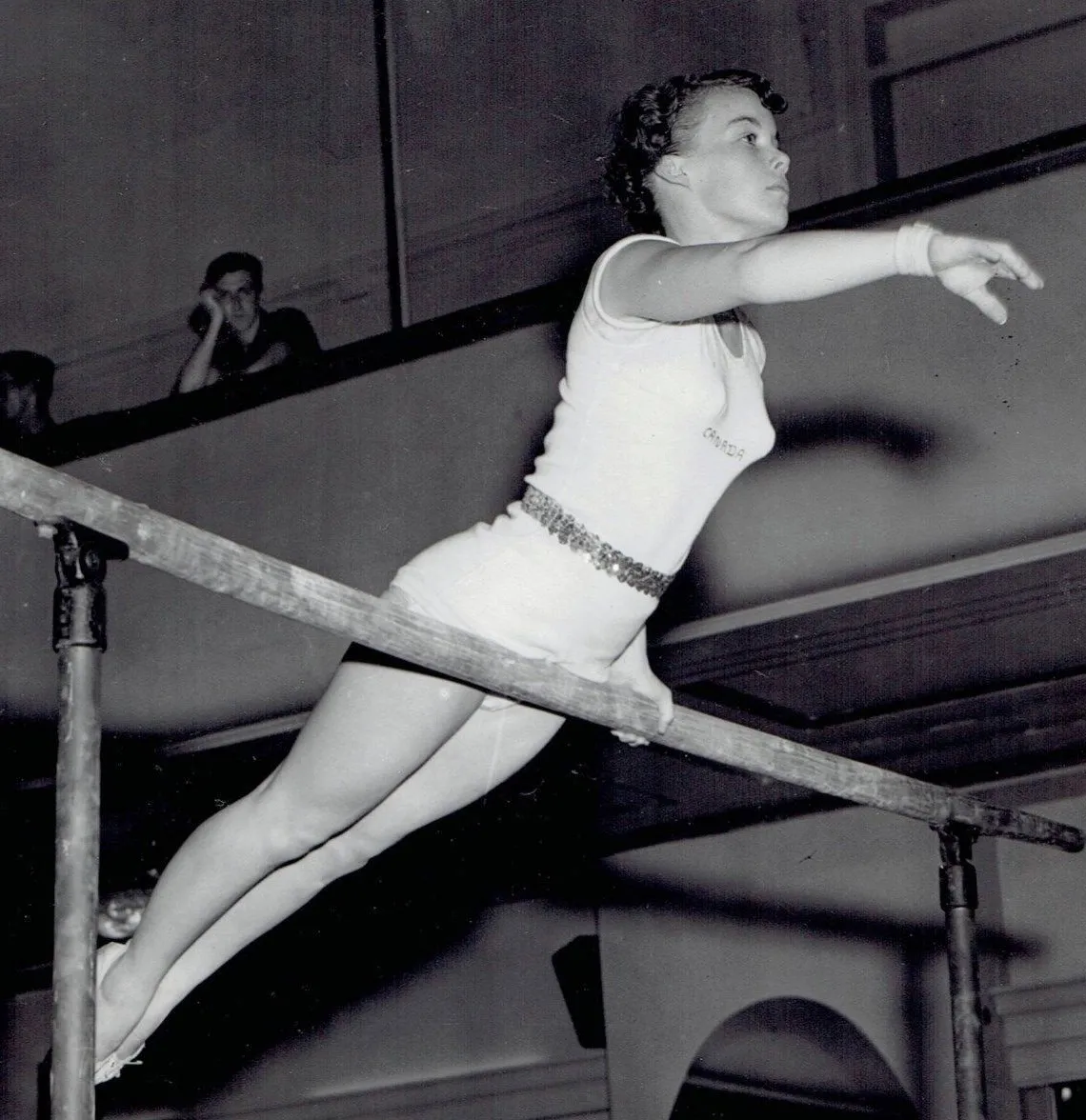 Porträt von Ernestine Russell (1938–2026) – Gedenkseite