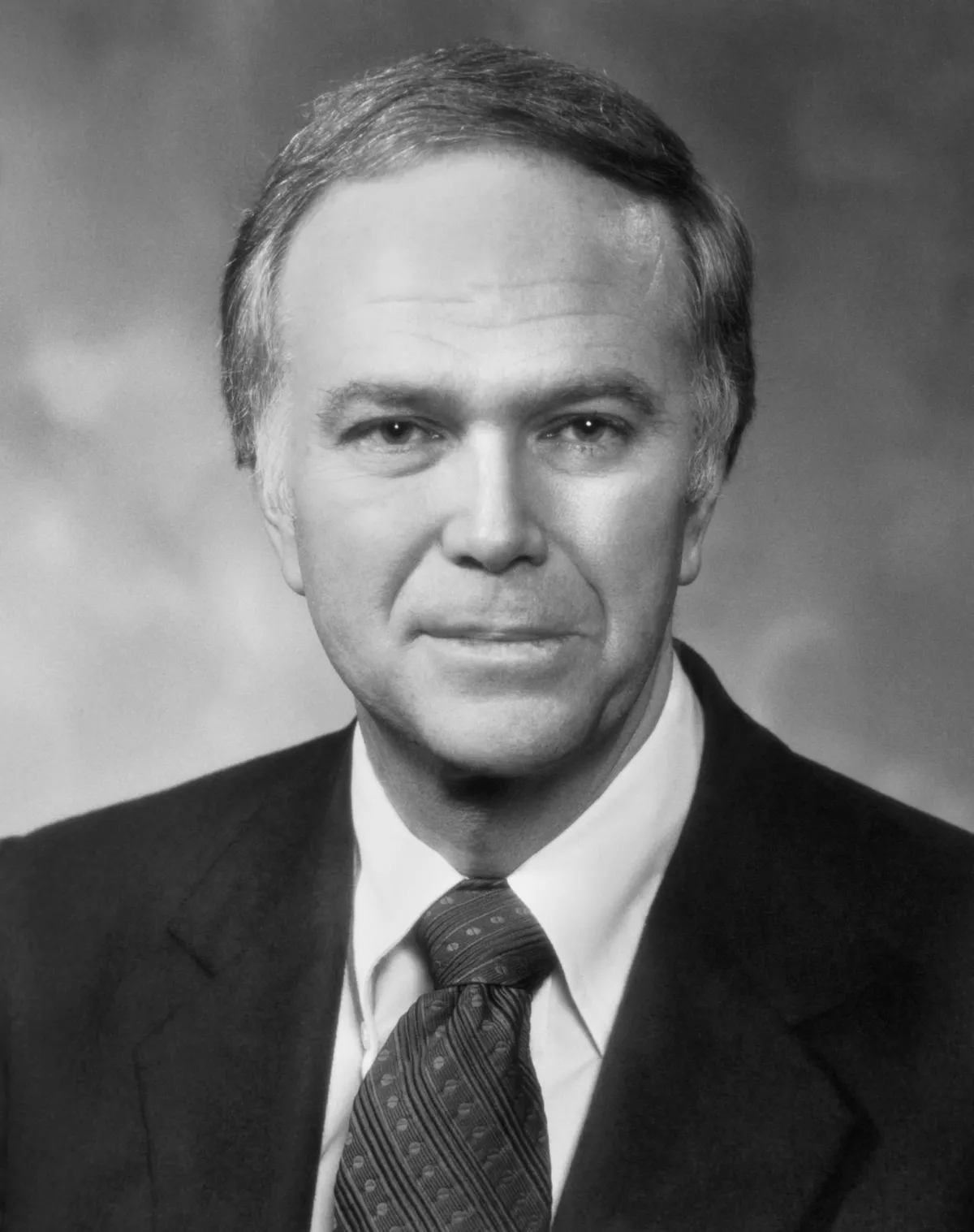 Porträt von Bob Packwood (1932–2026) – Gedenkseite