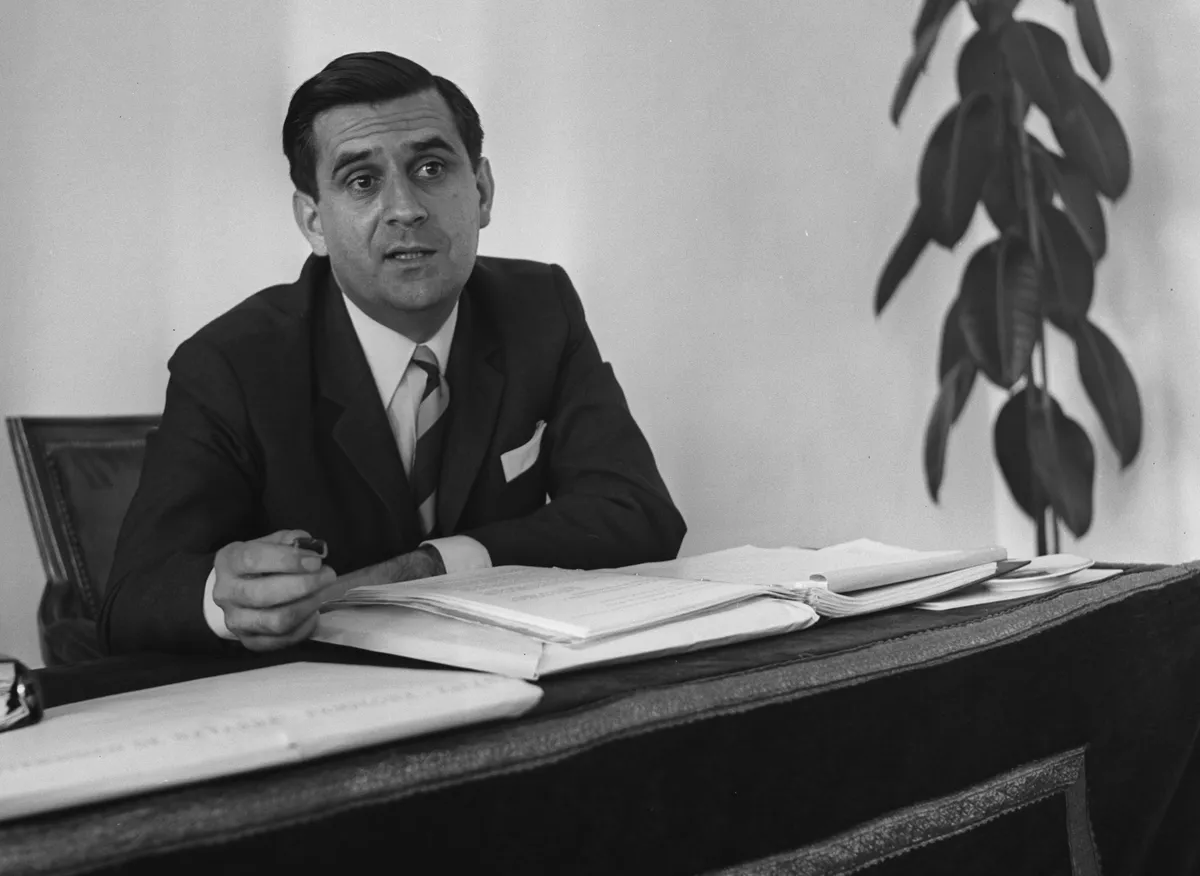 Porträt von Manuel Fernández Areal (1930–2026) – Gedenkseite