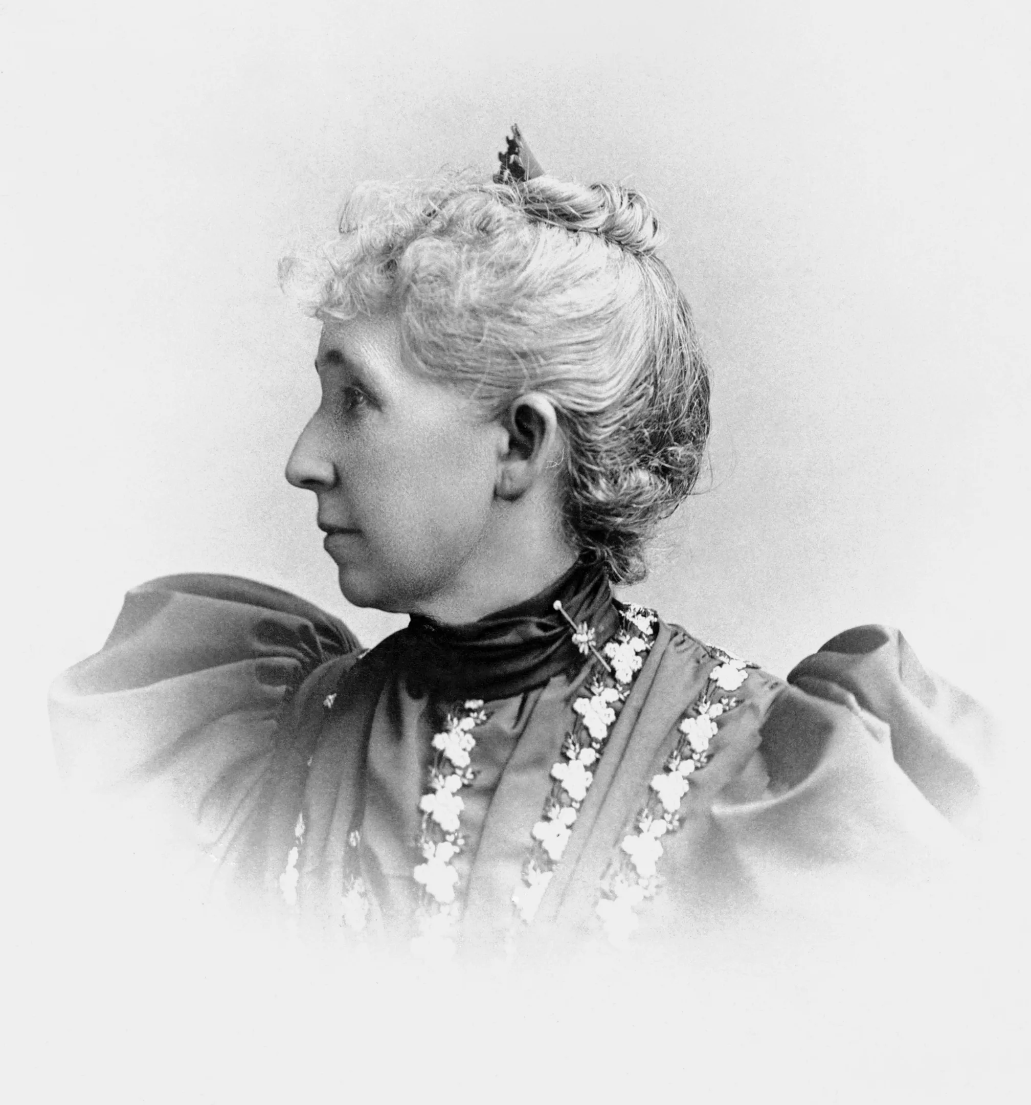 Portrait of Clara McAdow (1838–1896) – memorial page
