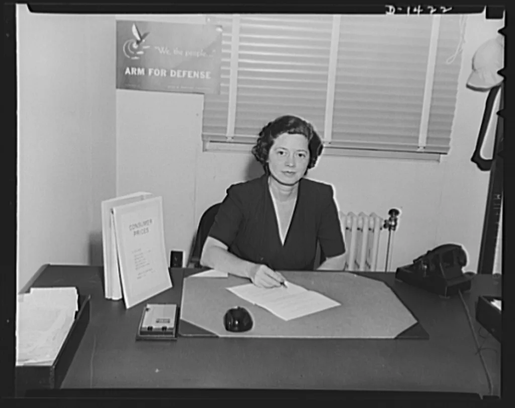 Portrait of May Thompson Evans (1901–1993) – memorial page