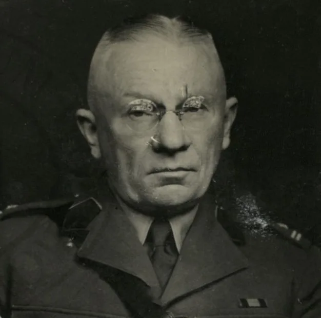 Porträt von Lucjan Mroczkowski (1890–1966) – Gedenkseite
