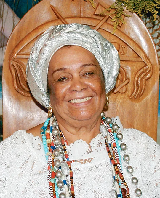 Portrait of Mãe Carmem (1928–2025) – memorial page