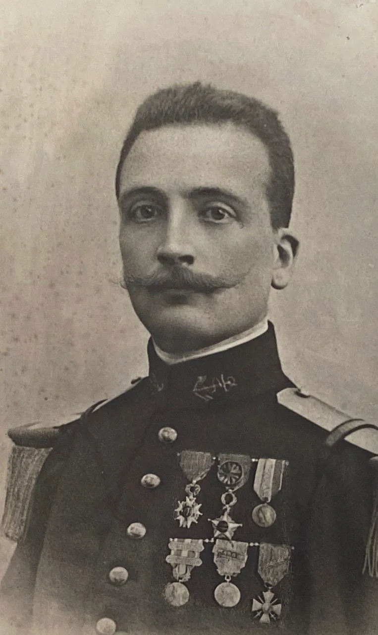 Porträt von Étienne d'Hotelans (1879–1914) – Gedenkseite