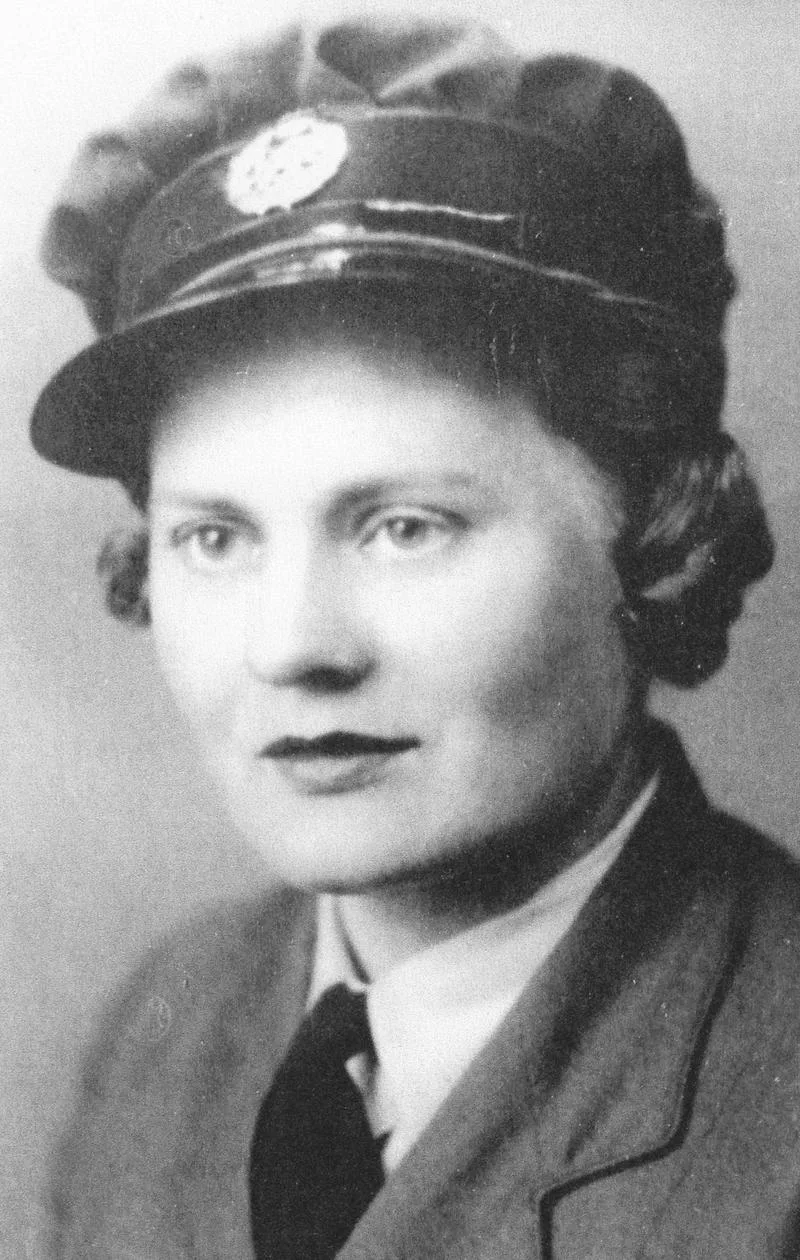 Portrait of Edita Sedláková-Hermannová (1926–1945) – memorial page