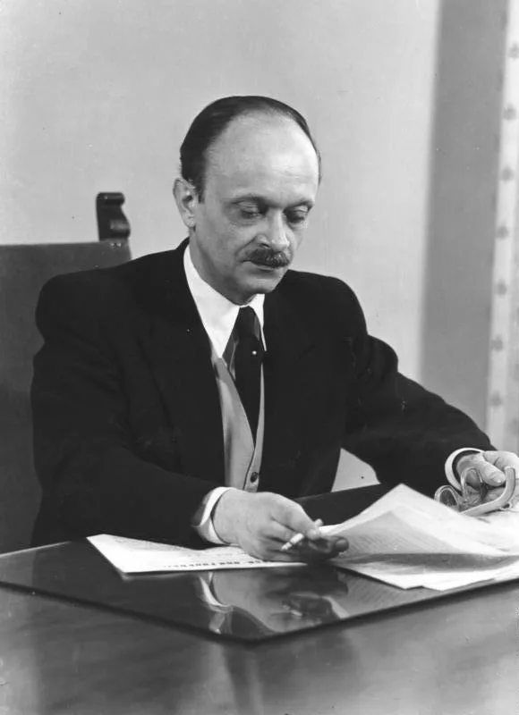 Porträt von Felix von Eckardt (1903–1979) – Gedenkseite