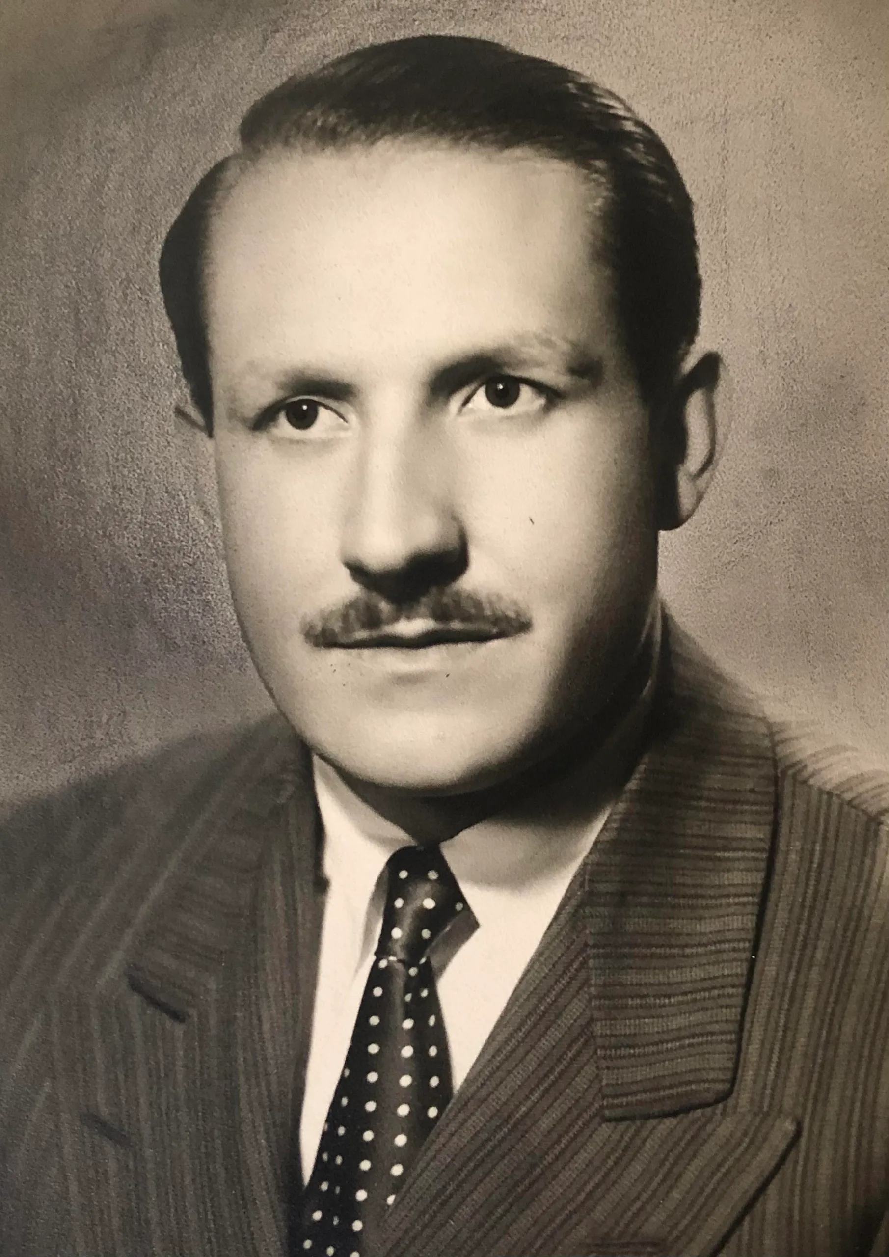 Portrait of Juan Antonio Galarraga (1920–2005) – memorial page