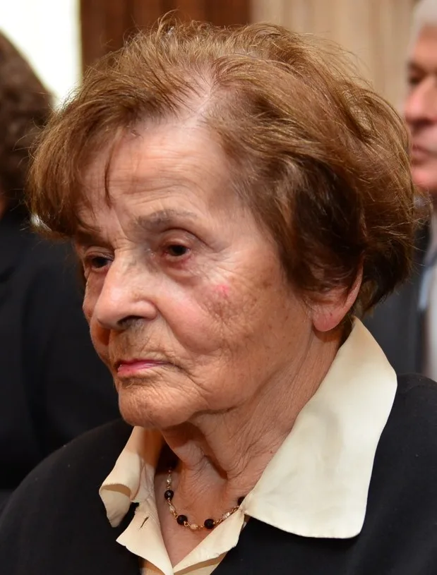 Porträt von Alena Veselá (1923–2025) – Gedenkseite