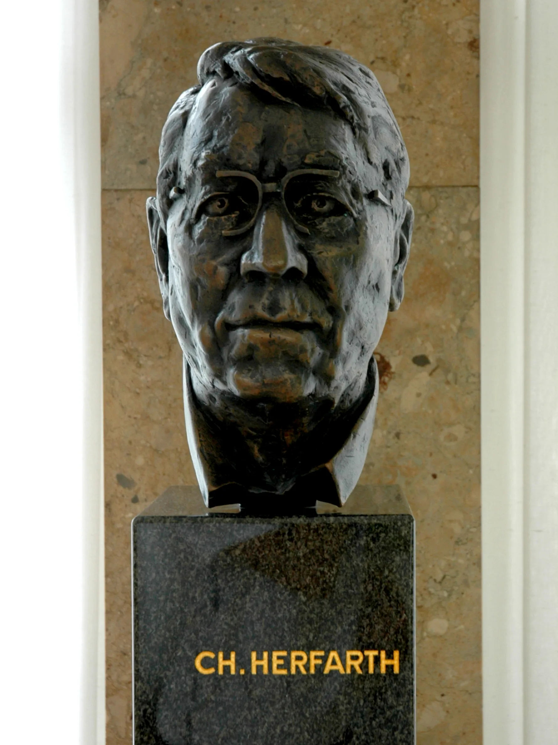 Porträt von Christian Herfarth (1933–2014) – Gedenkseite