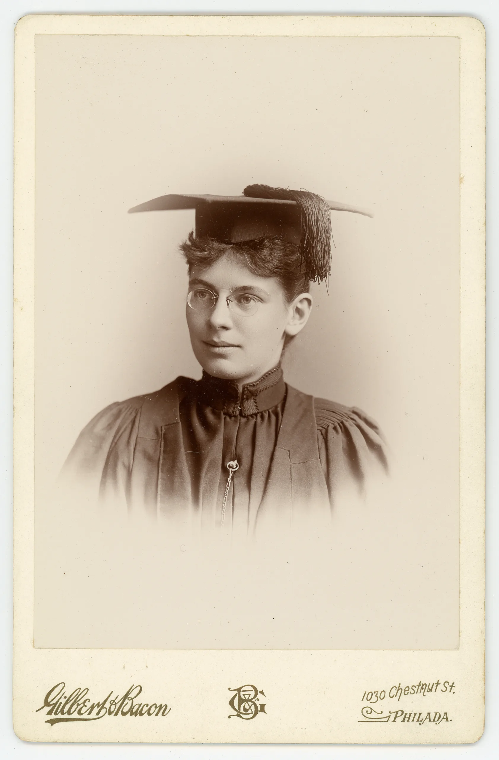 Portrait of Charlotte de Macklot Thompson (1870–1926) – memorial page