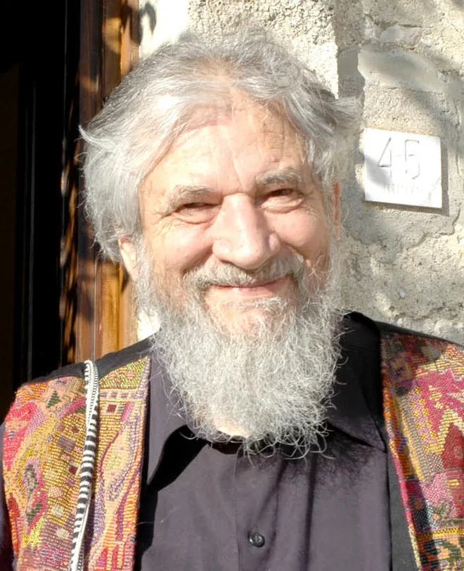 Porträt von Claudio Naranjo (1932–2019) – Gedenkseite