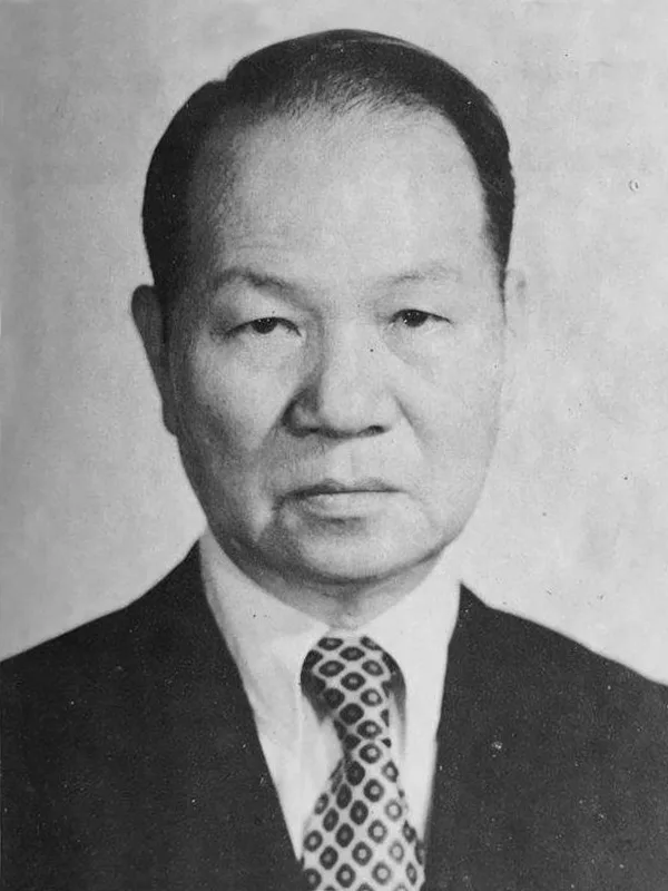 Porträt von Yanhui Dai (1909–1992) – Gedenkseite