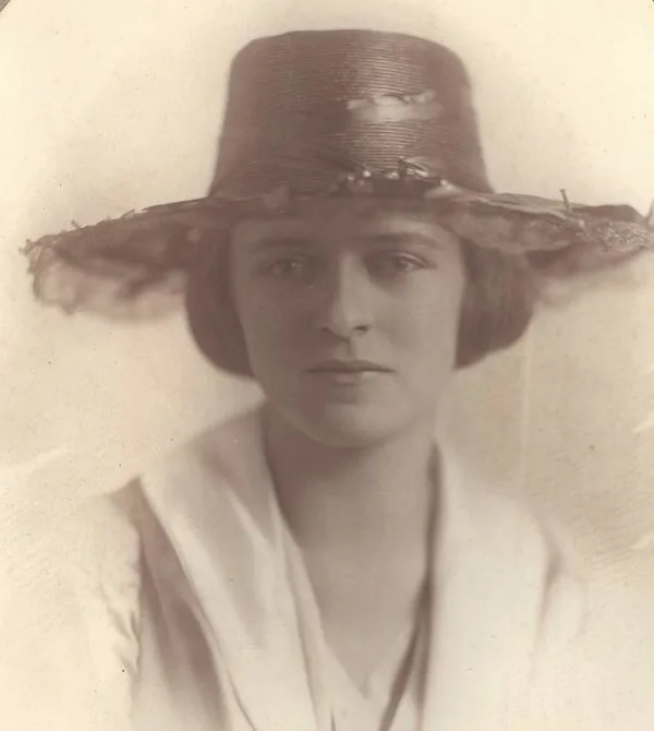 Porträt von Elizabeth Seymour Rawlinson (1901–1942) – Gedenkseite