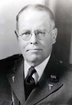 Portrait of Wallace DeWitt (1878–1949) – memorial page
