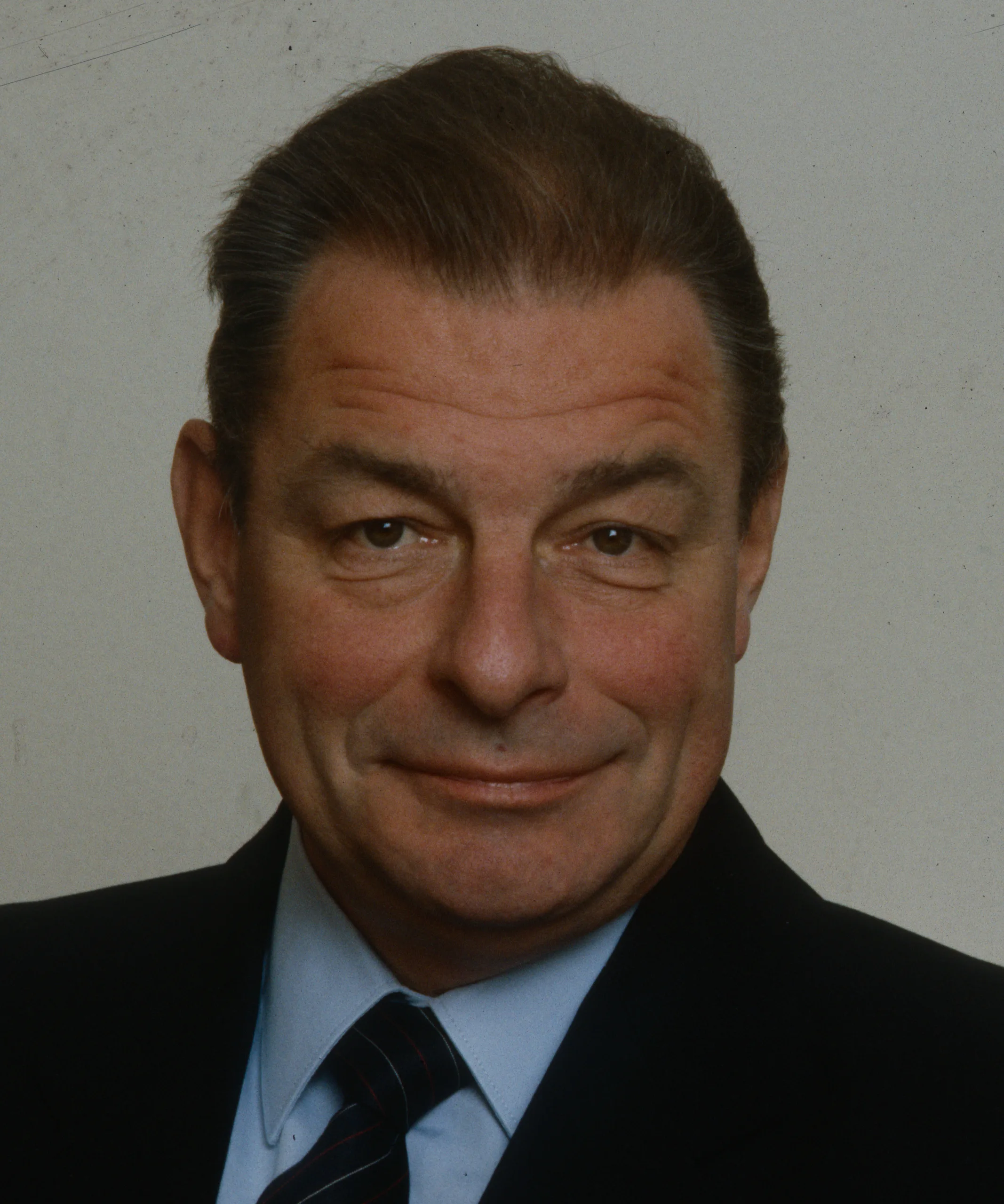 Porträt von Jean-Pascal Delamuraz (1936–1998) – Gedenkseite