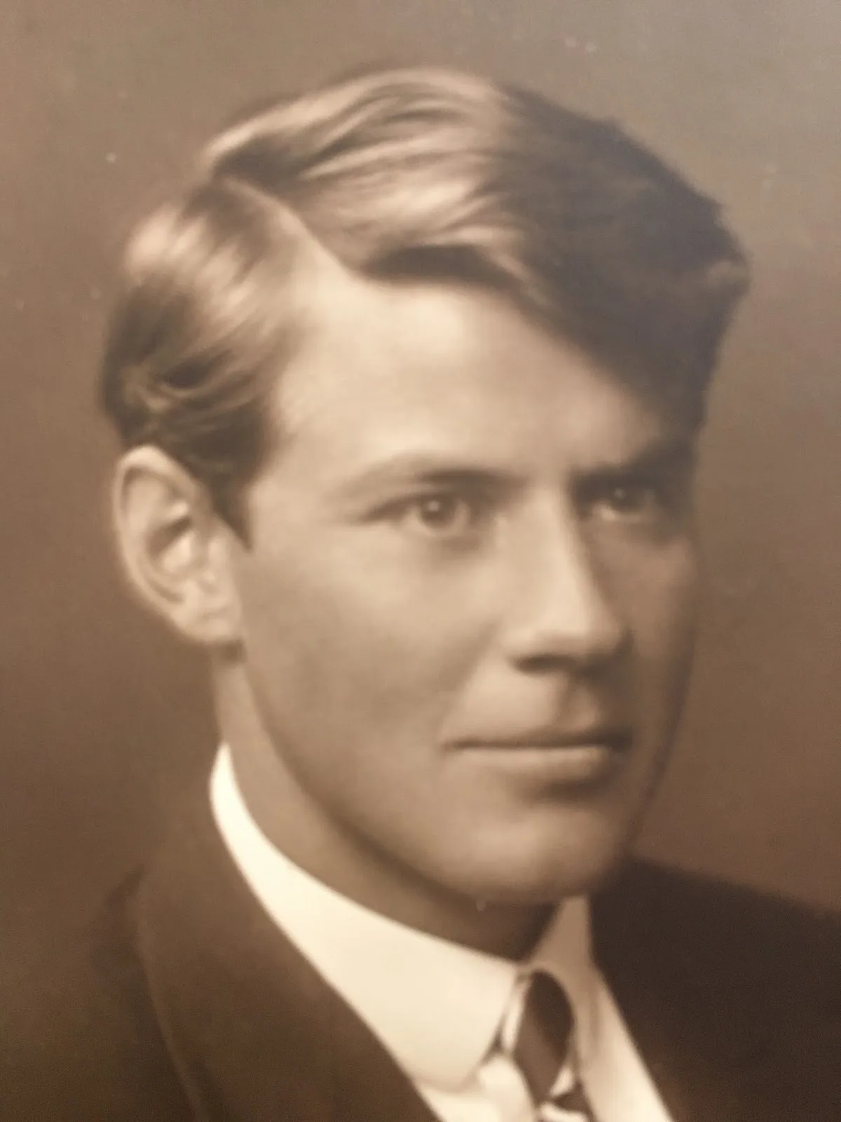 Portrait of Göte Haglund (1908–1988) – memorial page