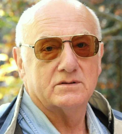 Porträt von Jan Turski (1940–2016) – Gedenkseite