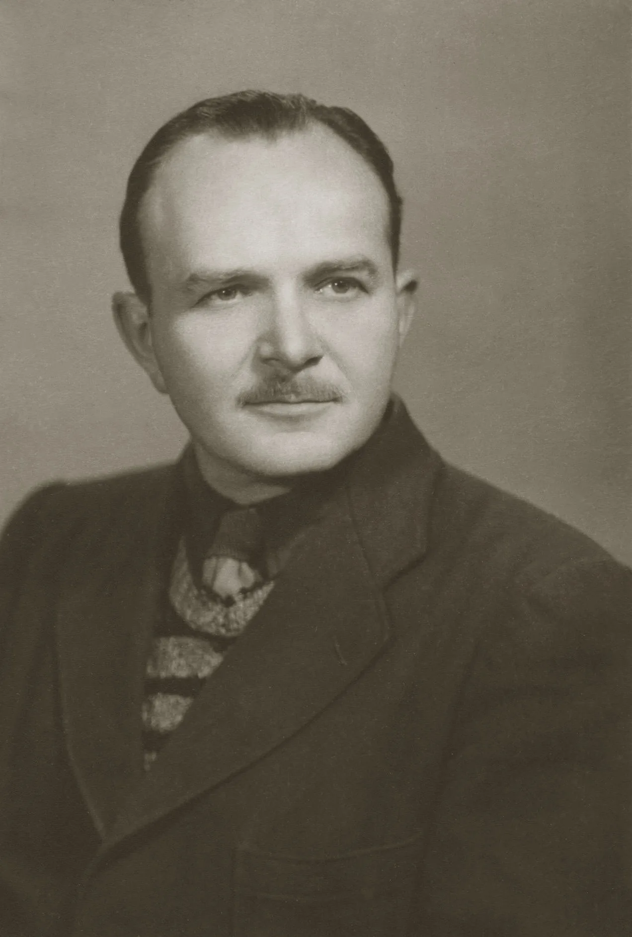 Porträt von Józef Feliks Ostaszewski (1904–1989) – Gedenkseite