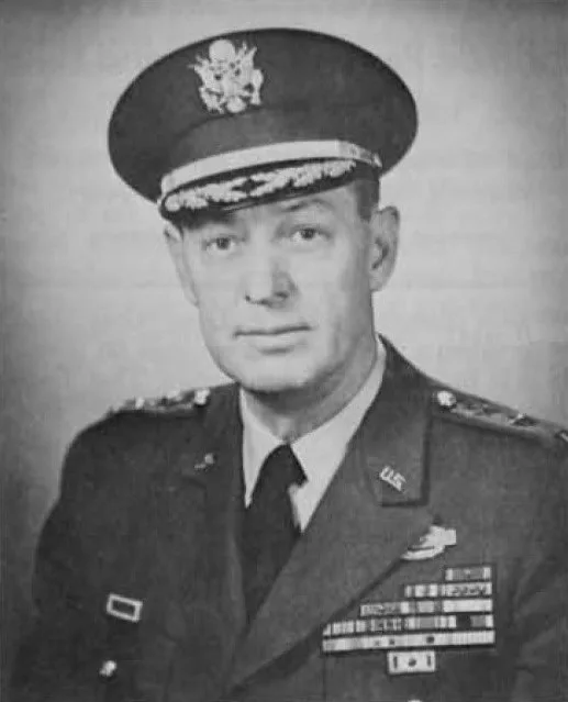 Porträt von Edwin J. Messinger (1907–1965) – Gedenkseite