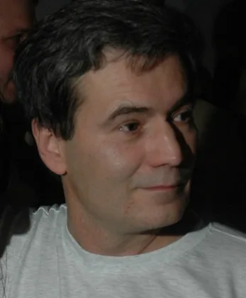 Porträt von Krzysztof Leski (1959–2020) – Gedenkseite