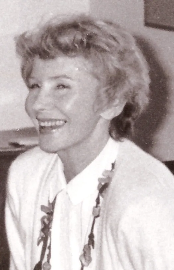 Portrait of Dagmar Burešová (1929–2018) – memorial page