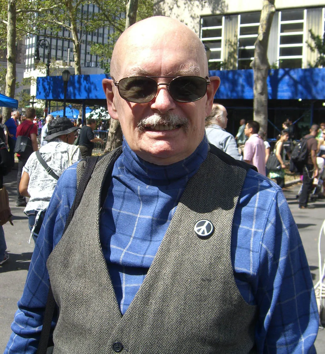 Porträt von Dennis O’Neil (1939–2020) – Gedenkseite